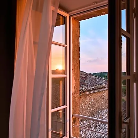 Le Chevalier Bleu Hotel Cadouin