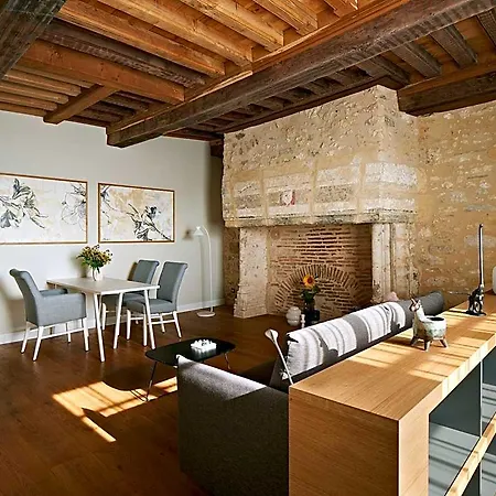 Le Chevalier Bleu Hotel