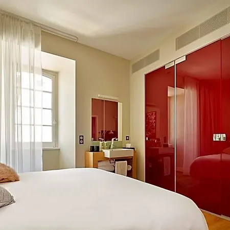 Le Chevalier Bleu Hotel 3*